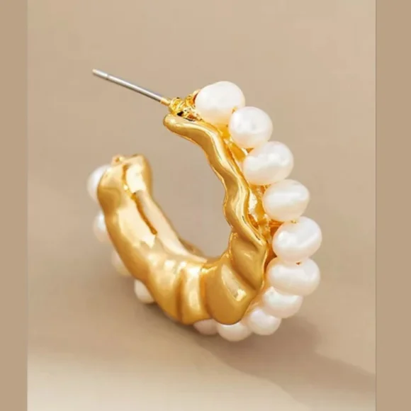 NWT Anthropologie Mini Pearl Hoop Earrings Gold - Picture 2 of 5